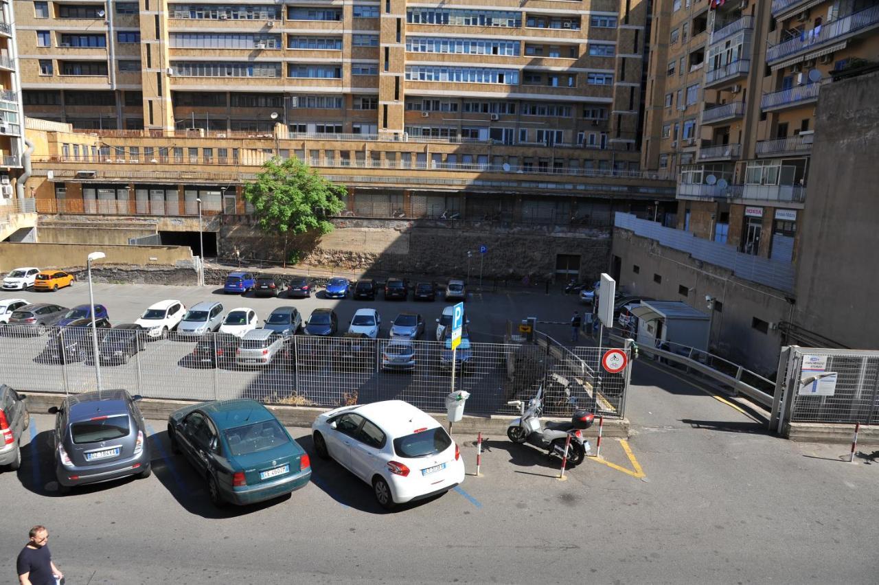 Home 22 Appartamento In Centro Storico - Katania Zewnętrze zdjęcie