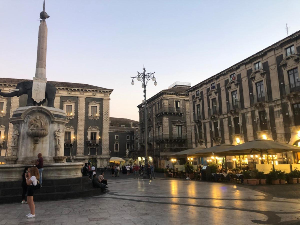 Home 22 Appartamento In Centro Storico - Katania Zewnętrze zdjęcie