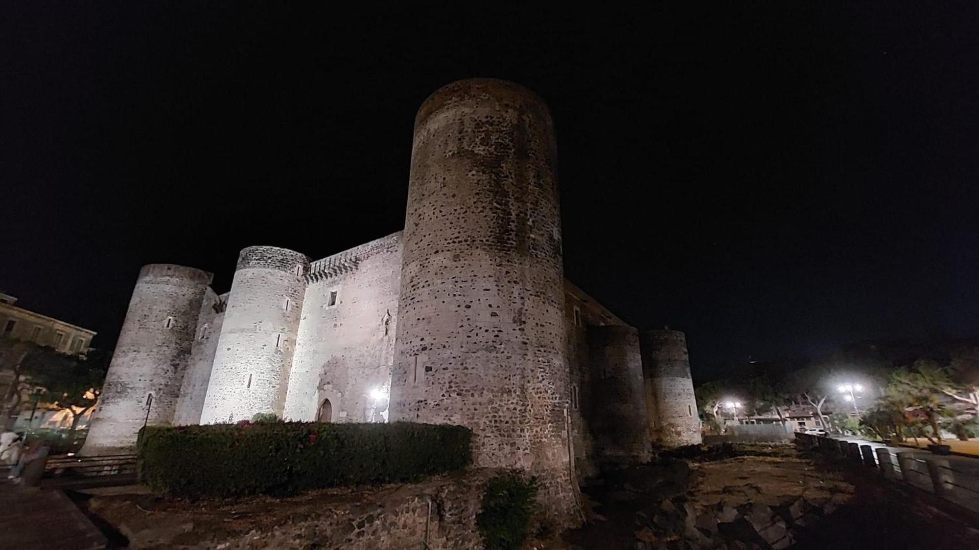Home 22 Appartamento In Centro Storico - Katania Zewnętrze zdjęcie